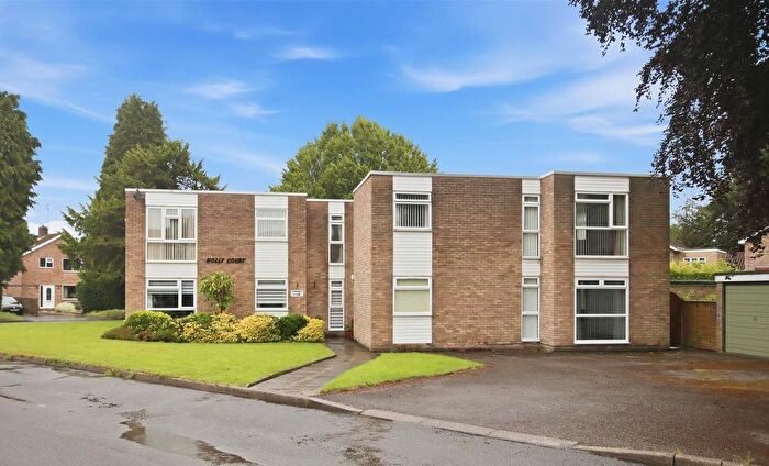 2 Bedroom Flat For Sale In Holly Court, Glenthorne Close, Chesterfield, S40