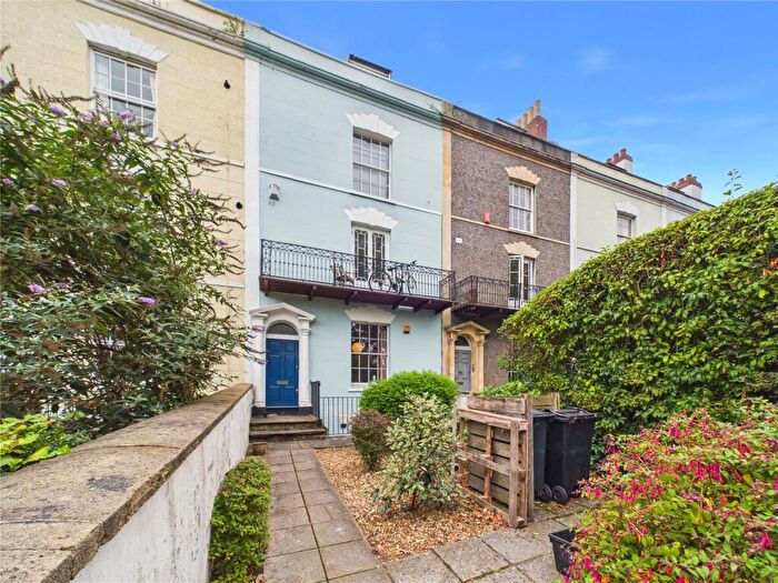 1 Bedroom Apartment For Sale In Coronation Road, Southville, Bristol, BS3