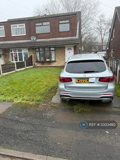 3 Bedroom Semi-Detached House To Rent In Crossfield Street, Bury, BL9