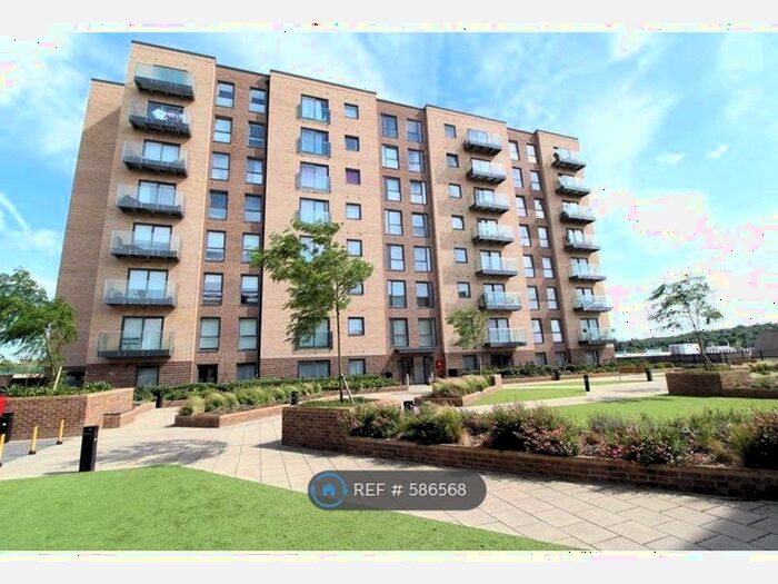 2 Bedroom Flat To Rent In Ellesmere Court, Luton, LU2
