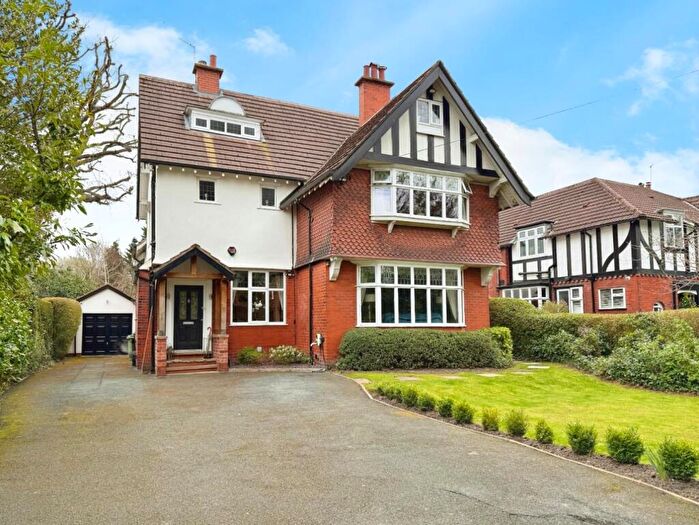 5 Bedroom Detached House For Sale In Lees Road, Bramhall, SK7