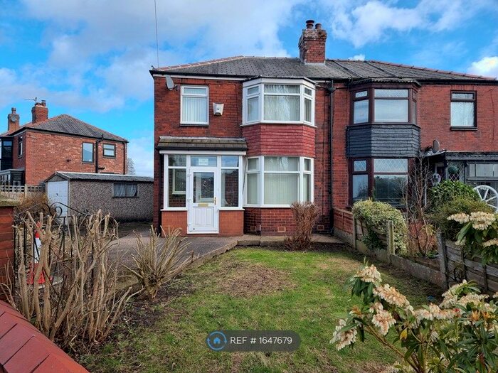3 Bedroom Semi-Detached House To Rent In Oxford Road, Salford, M6