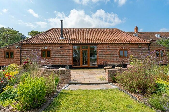 3 Bedroom Barn Conversion For Sale In Shipmeadow, Beccles, NR34