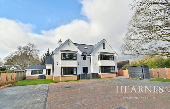 3 Bedroom Penthouse For Sale In Golf Links Road, Ferndown, BH22