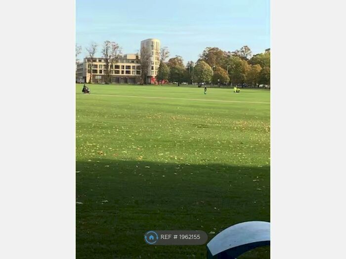 2 Bedroom Flat To Rent In Regents Terrace, Cambridge, CB2