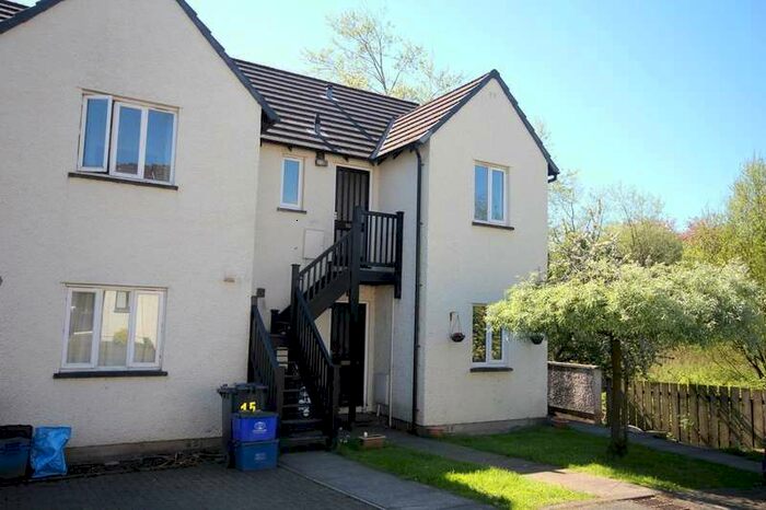 2 Bedroom Flat To Rent In White Moss Court, Kendal, Cumbria, LA9