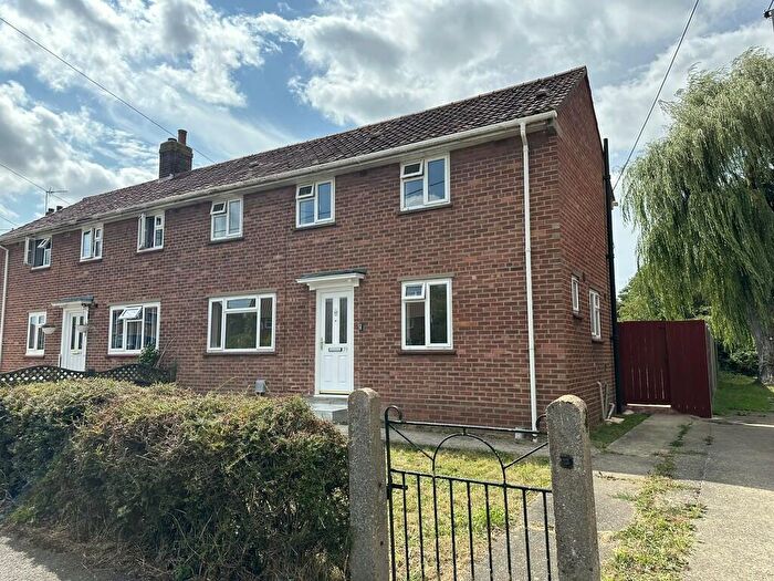 3 Bedroom Semi-Detached House To Rent In Briar Road, Harleston, IP20