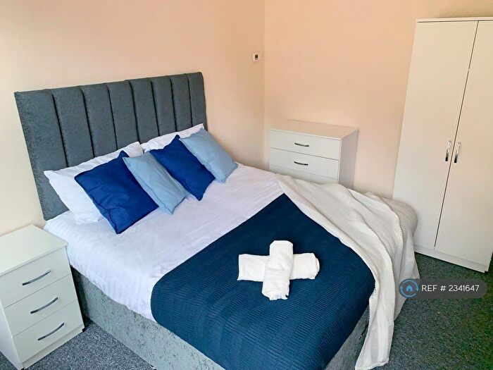 1 Bedroom End Of Terrace House To Rent In Park Street, Luton, LU1