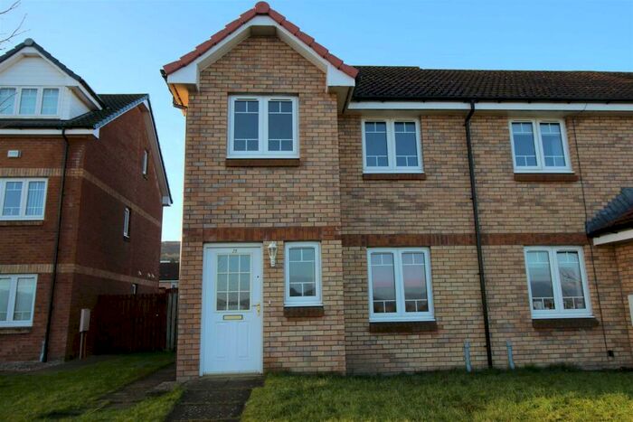 3 Bedroom End Of Terrace House To Rent In Lithgow Way Port Glasgow, PA14