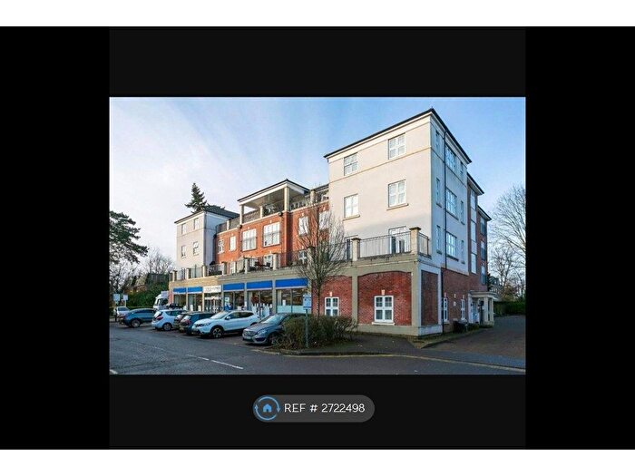 2 Bedroom Flat To Rent In Campbell Court, Watford, WD17