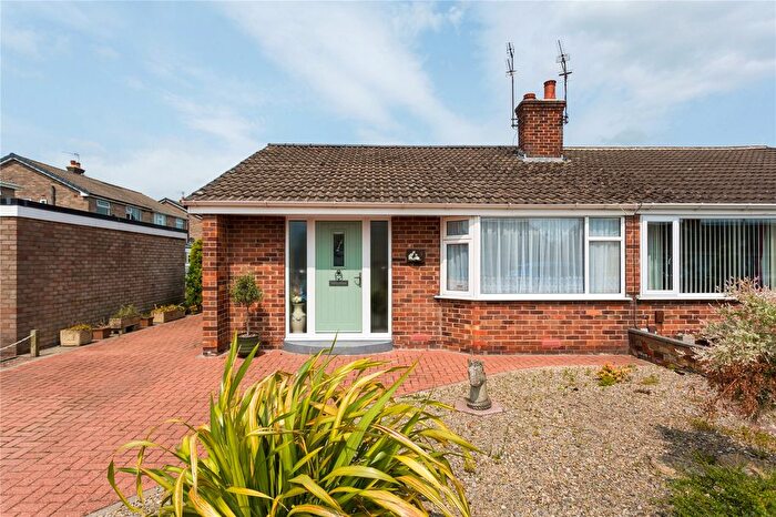 2 Bedroom Bungalow For Sale In Brentwood Crescent, York, North Yorkshire, YO10