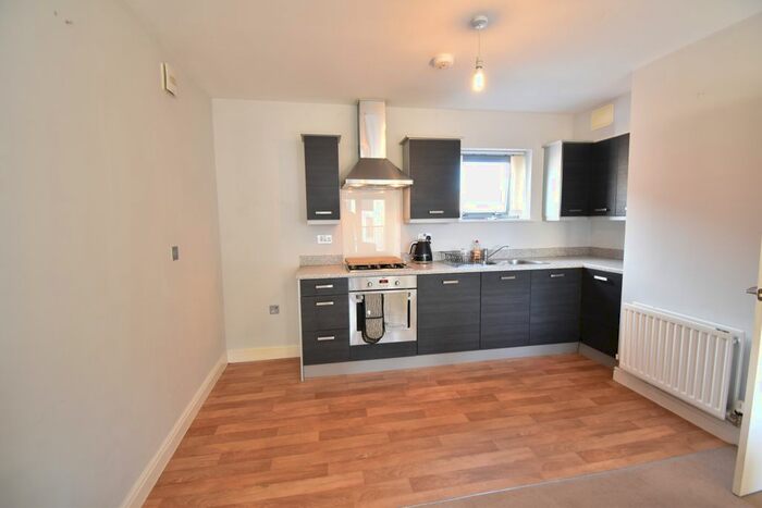 1 Bedroom Flat To Rent In Wall Street, Devonport, Plymouth, PL1