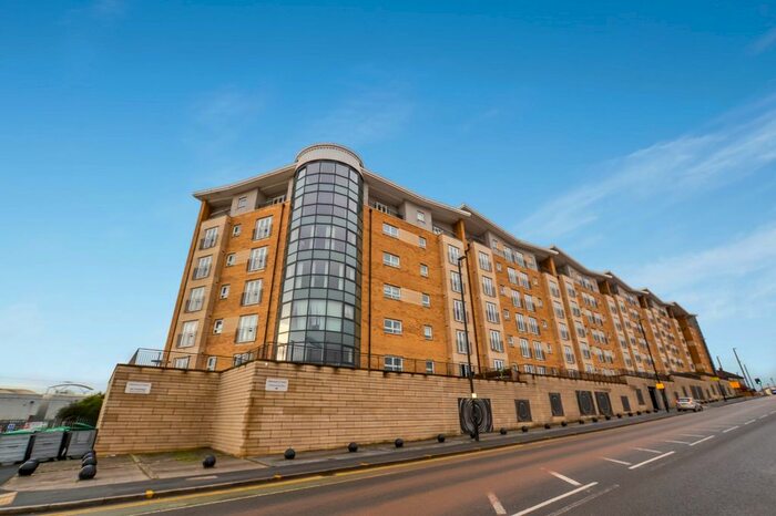 2 Bedroom Flat To Rent In Fusion, Middlewood Street, Salford, Manchester, M5