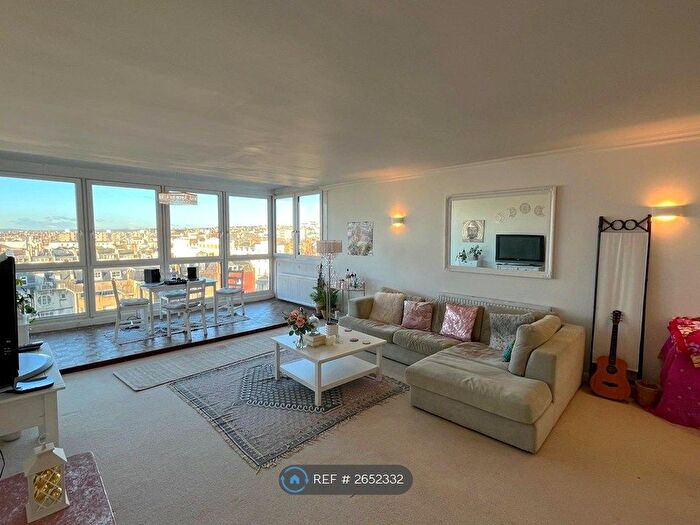 2 Bedroom Flat To Rent In St. Margarets Place, Brighton, BN1