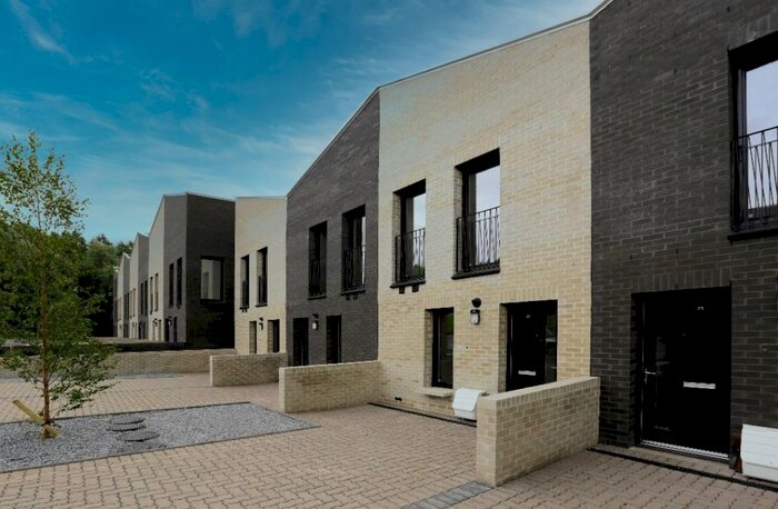 2 Bedroom Town House To Rent In Whitelaw Street, Maryhill, Glasgow, G20