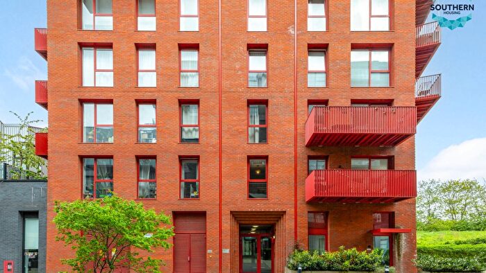 1 Bedroom Flat For Sale In Waterway Building, Hart Yard, Bow, London, E3
