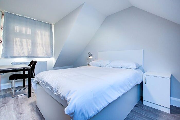 1 Bedroom Flat To Rent In Goodmayes Road, Ilford, IG3