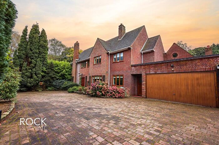 5 Bedroom Detached House To Rent In Newick Avenue, Little Aston, Sutton Coldfield, B74