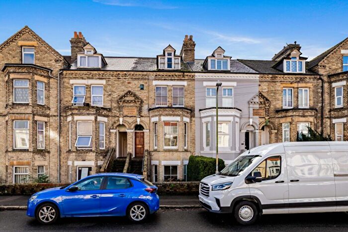 6 Bedroom Terraced House For Sale In Salisbury Road, Dover, CT16