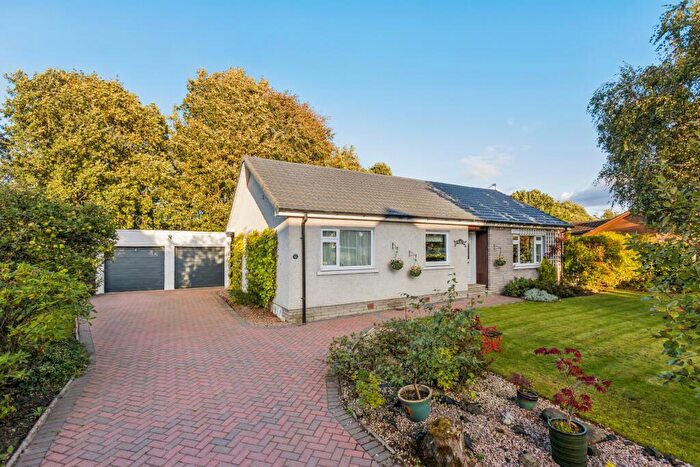 3 Bedroom Bungalow For Sale In Moyness Park Drive, Blairgowrie, Perthshire, PH10