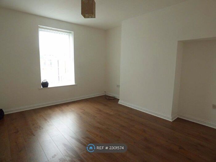 1 Bedroom Flat To Rent In Aintree, Liverpool, L9