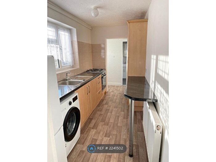 2 Bedroom Terraced House To Rent In Beckett Street, Wolverhampton, WV14