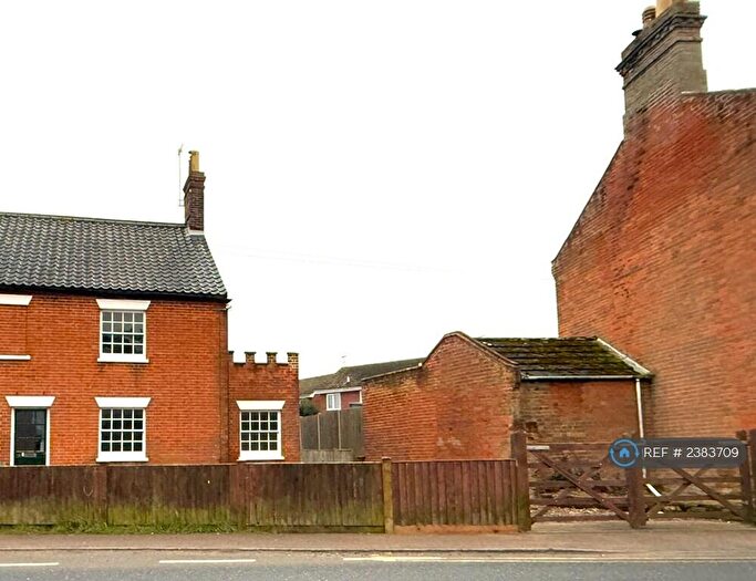 4 Bedroom Semi-Detached House To Rent In High Street, Wrentham, Beccles, NR34