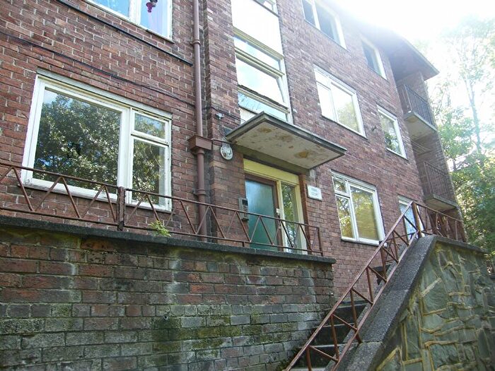 2 Bedroom Flat To Rent In Park Court, Alexandra Drive, Aigburth Liverpool, L17