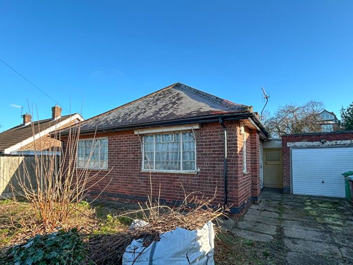 3 Bedroom Detached Bungalow For Sale In Ravensmore Road, Nottingham, Nottinghamshire, NG5