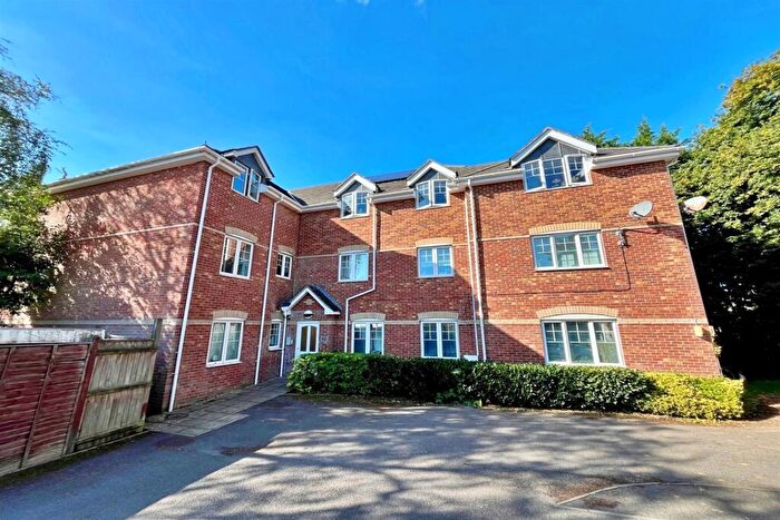 2 Bedroom Flat To Rent In Ashley Cross, BH14