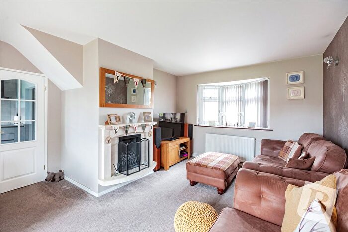 3 Bedroom Terraced House For Sale In Milburn Crescent, Chelmsford, Essex, CM1