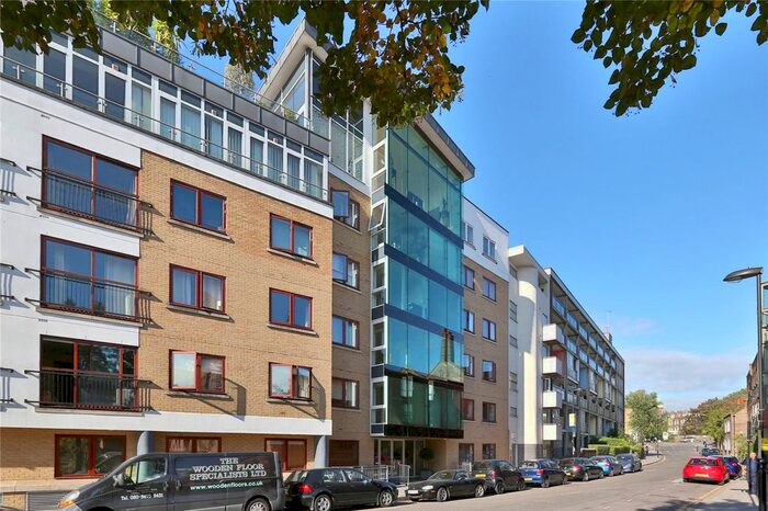 2 Bedroom Flat To Rent In Angelis Apartments, Graham Street, Angel, Islington, London, N1