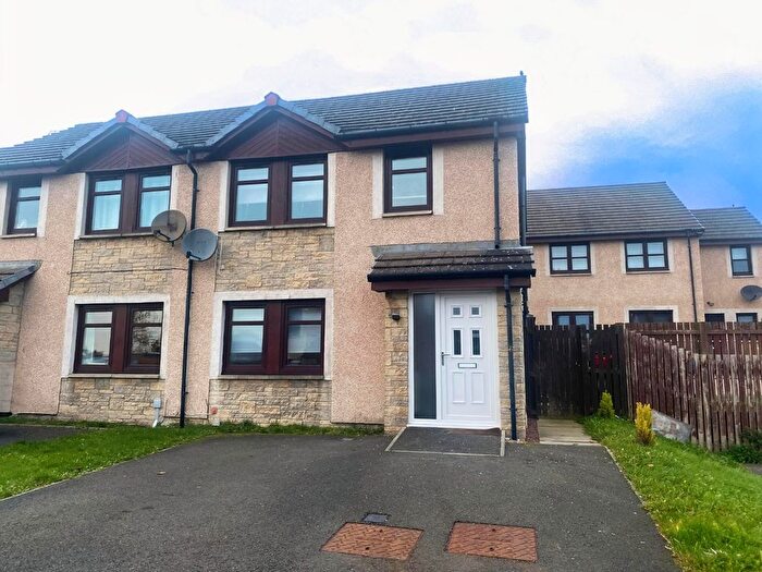 3 Bedroom Semi-Detached House To Rent In Castledyke Lea, Carstairs, ML11