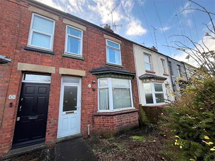 2 Bedroom Terraced House For Sale In Braunston Road, Daventry, Northamptonshire, NN11