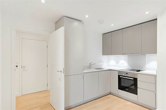 1 Bedroom Flat To Rent In Saffron Central Square, Croydon, CR0