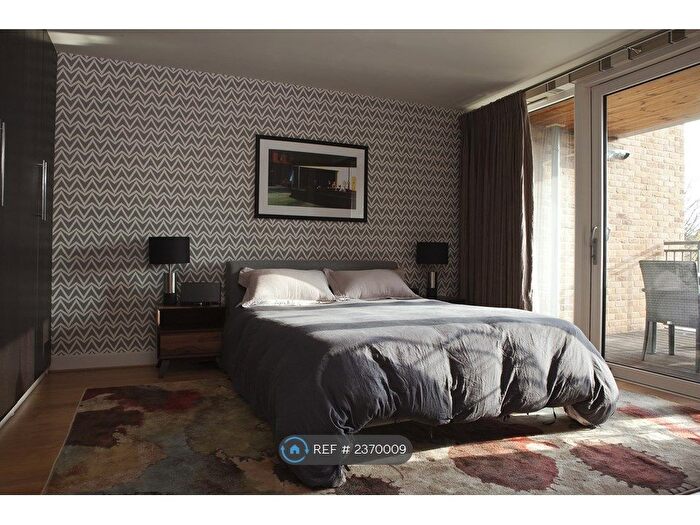1 Bedroom Flat To Rent In Dalston Square, London, E8