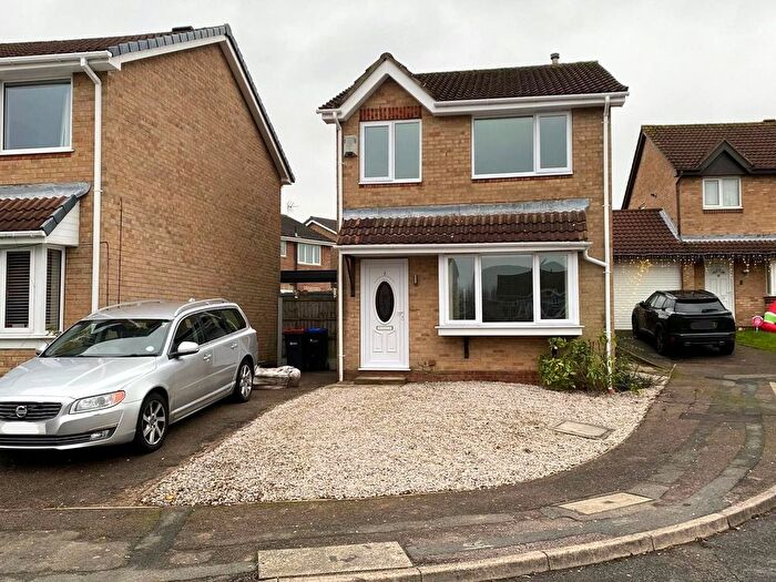 3 Bedroom Detached House For Sale In Tudor Court, Hucknall, Nottingham, Nottinghamshire, NG15