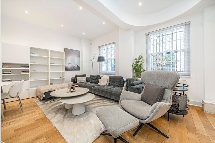 4 Bedroom Mews To Rent In Princes Gate Mews, London, SW7