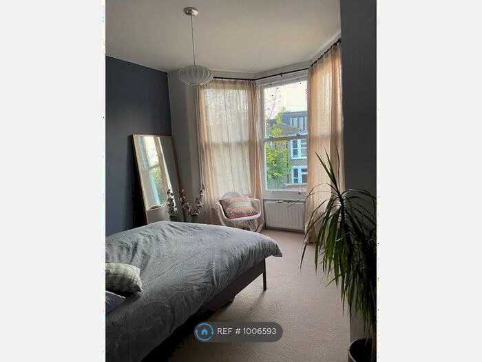 1 Bedroom Flat To Rent In Avignon Road, London, SE4