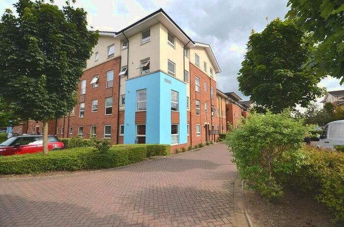2 Bedroom Flat To Rent In Admiralty Close, West Drayton, UB7