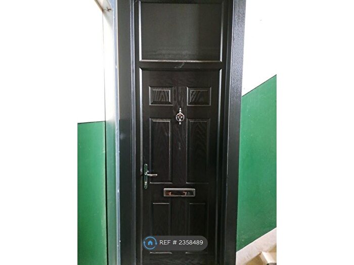 1 Bedroom Flat To Rent In Tollcross Road, Glasgow, G32