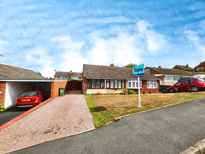 2 Bedroom Bungalow For Sale In Hales Park, Bewdley, DY12