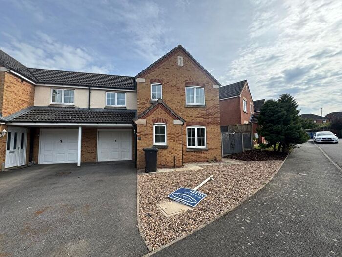 3 Bedroom House To Rent In Kestrel Close, Leicester, LE8