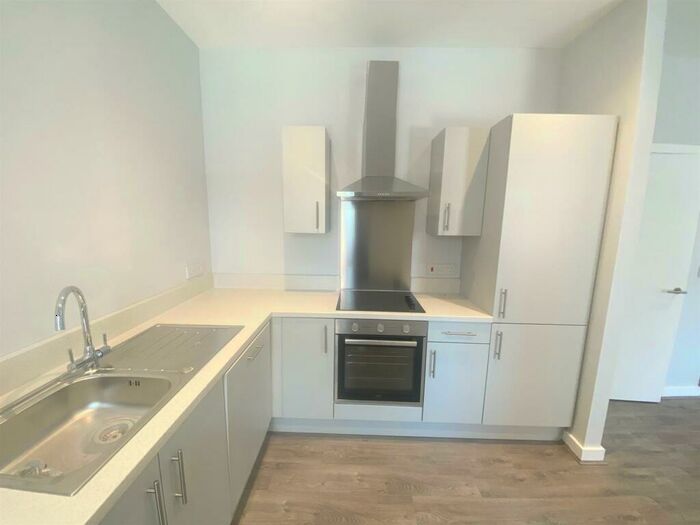 2 Bedroom Apartment To Rent In Sky Gardens, Crosby Road North, Waterloo, Liverpool, L22