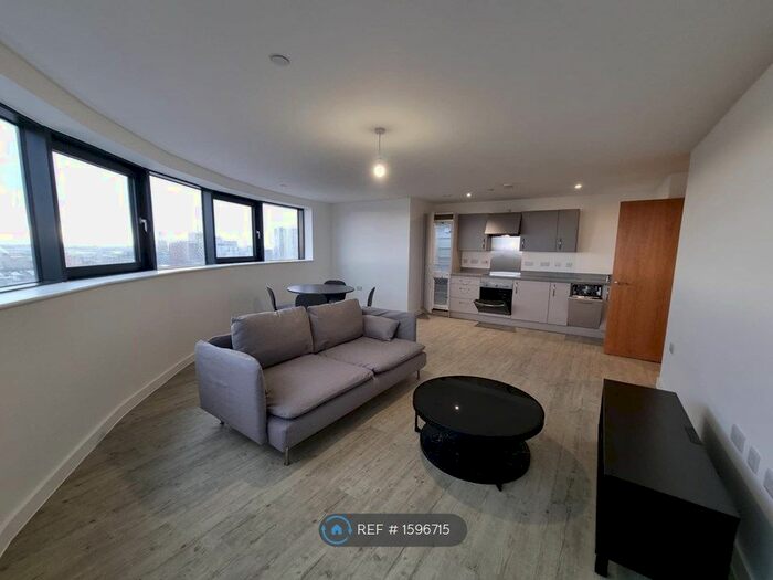 2 Bedroom Flat To Rent In Northill Apartments, Salford, M50