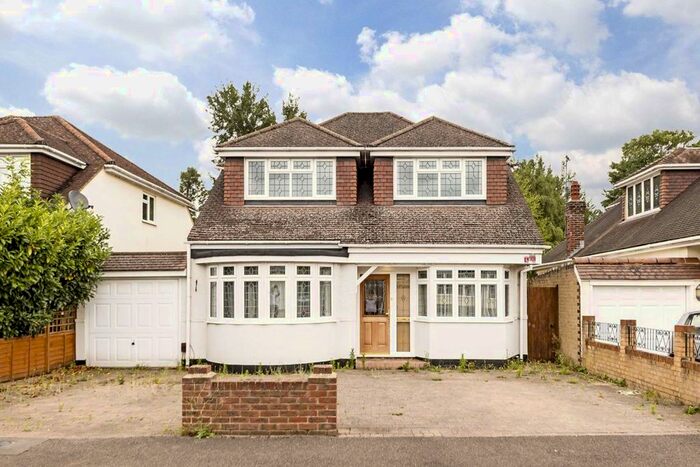 4 Bedroom Property To Rent In Darby Crescent, Sunbury-On-Thames, TW16