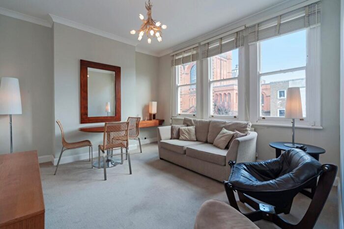 2 Bedroom Apartment To Rent In Dennington Park Road, London, NW6