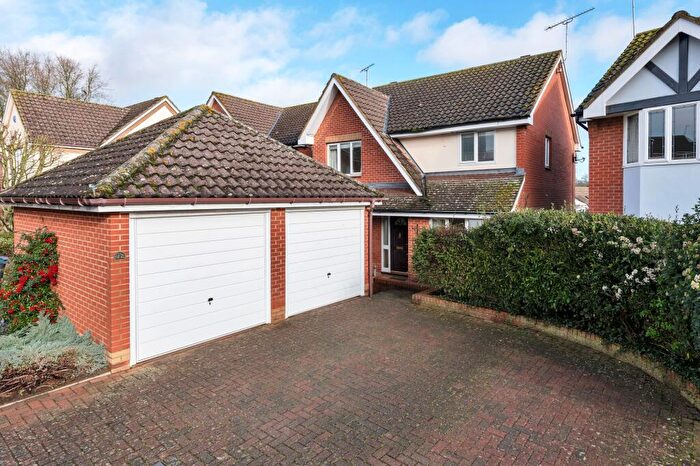 4 Bedroom House For Sale In Saffron Meadow, Standon, SG11