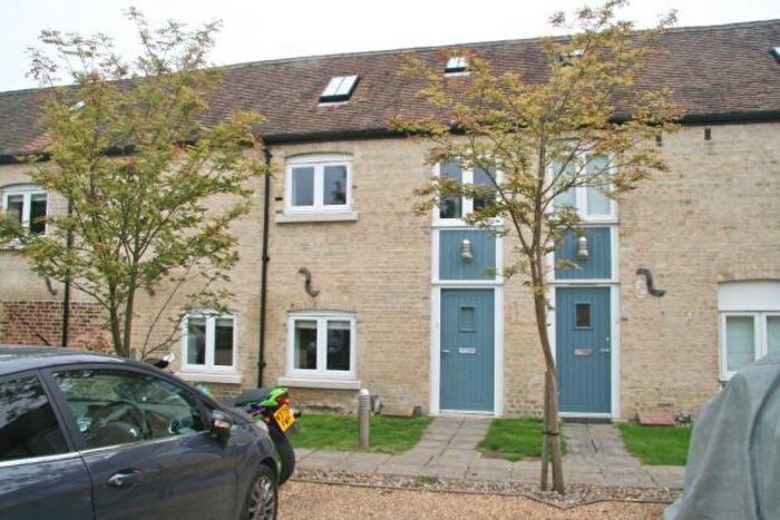 2 Bedroom Town House To Rent In The Maltings, High Street, Chesterton, Cambridge, CB4
