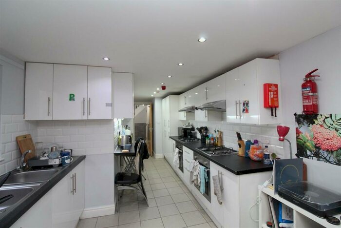 7 Bedroom House To Rent In Treherbert Street, Cathays, Cardiff, CF24